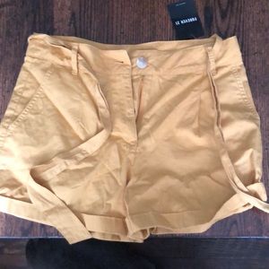 Forever 21 yellow shorts